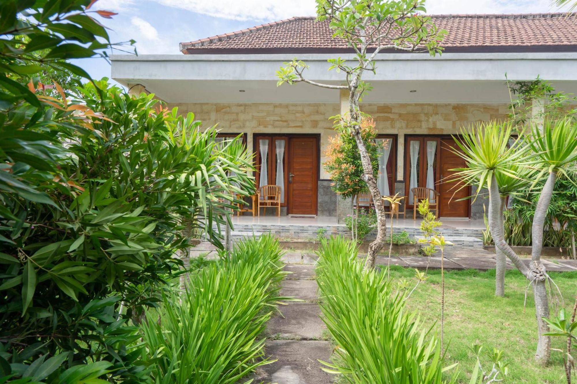 Omah Nusa Villa Redpartner Toyapakeh Exterior foto